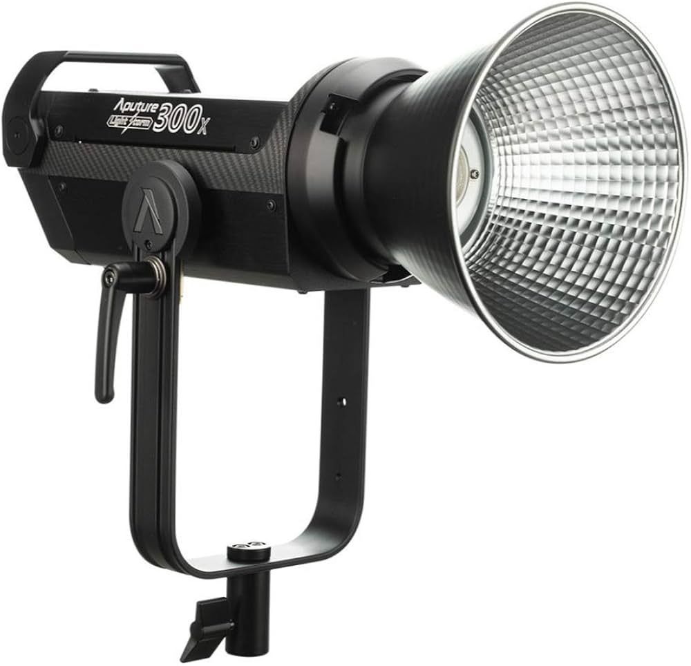 Location Aputure 300X Bi-Color en Guadeloupe — Pure Vision